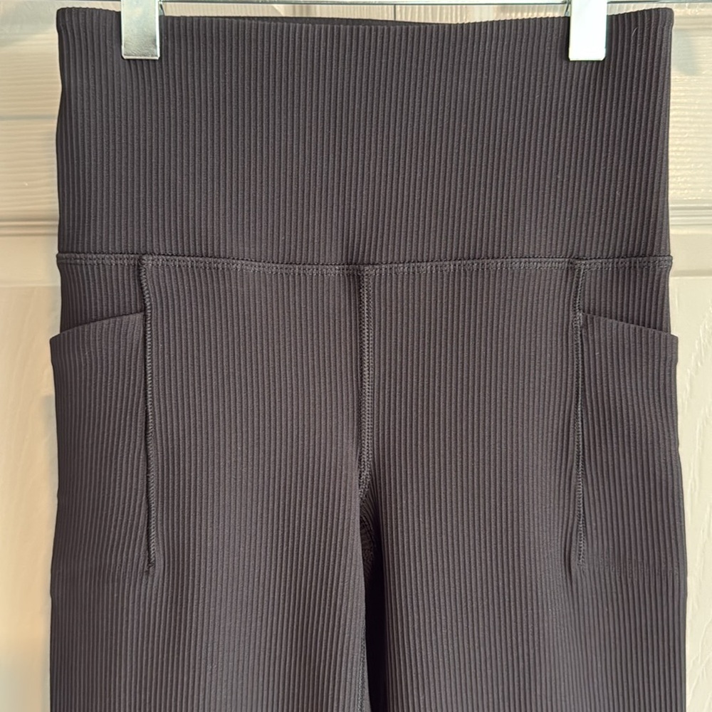 Athleta Salutation Stash Rib Flare XS - Picture 2 of 4
